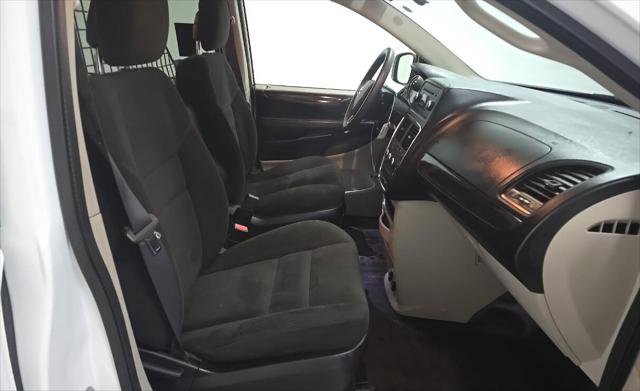 Used 2015 RAM C/V Tradesman FWD image 13