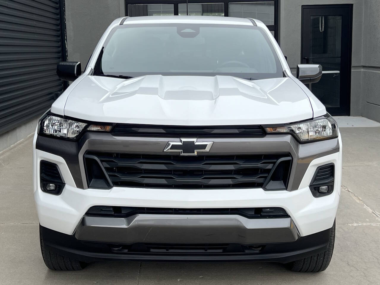 Used 2023 Chevrolet Colorado LT w/ LT Convenience Package AWD/4WD image 4