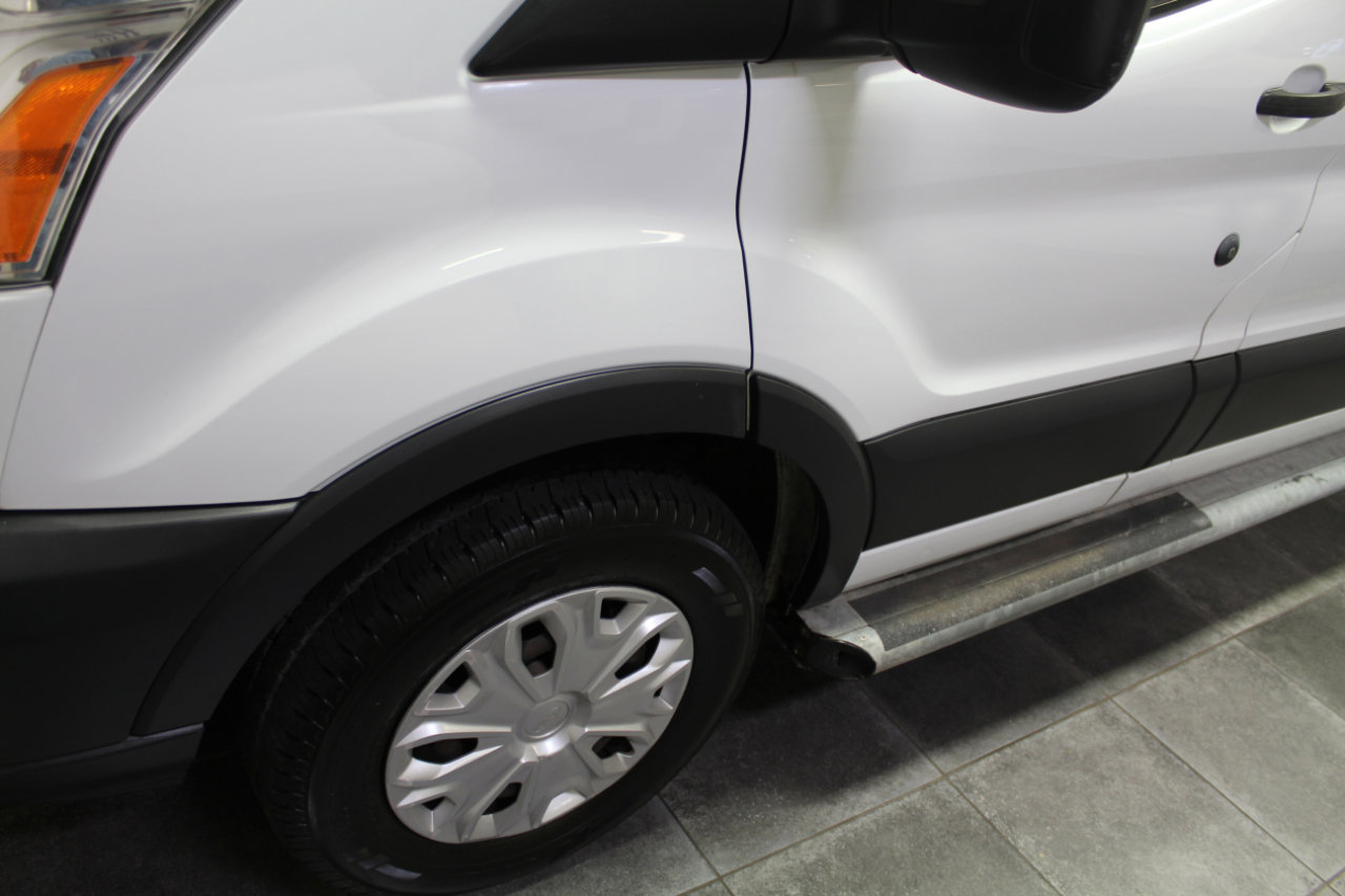 Used 2018 Ford Transit 250 130 Low Roof w/ Exterior Upgrade Package image 31