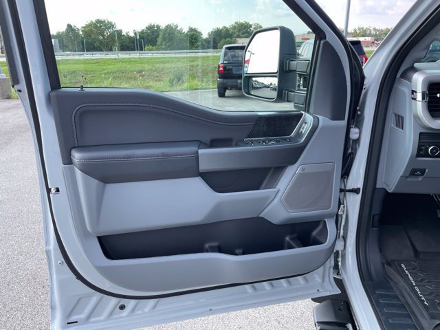 New 2026 Ford F250 XLT w/ XLT Premium Package AWD/4WD image 28