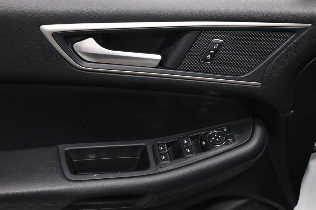 Used 2022 Ford Edge SEL w/ Convenience Package image 23