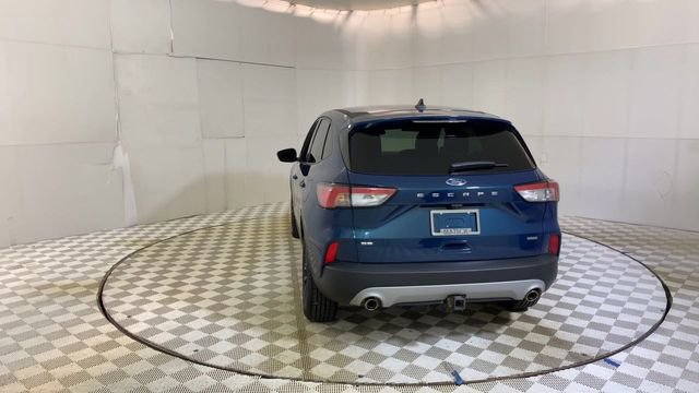 Used 2020 Ford Escape SE Sport image 7