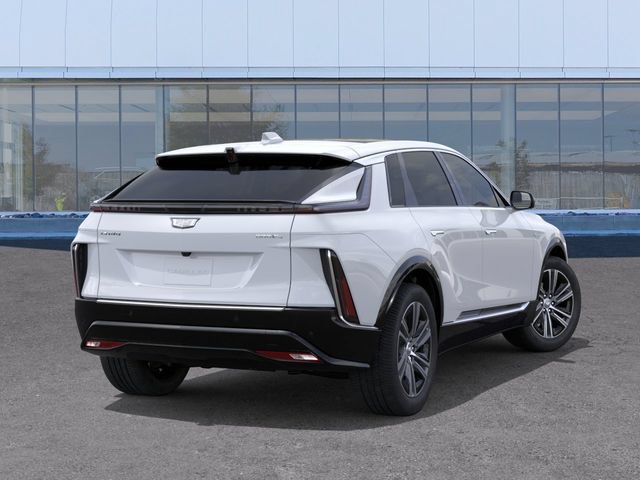 New 2026 Cadillac Lyriq Luxury w/ LPO, Floor Liner Package AWD/4WD image 4