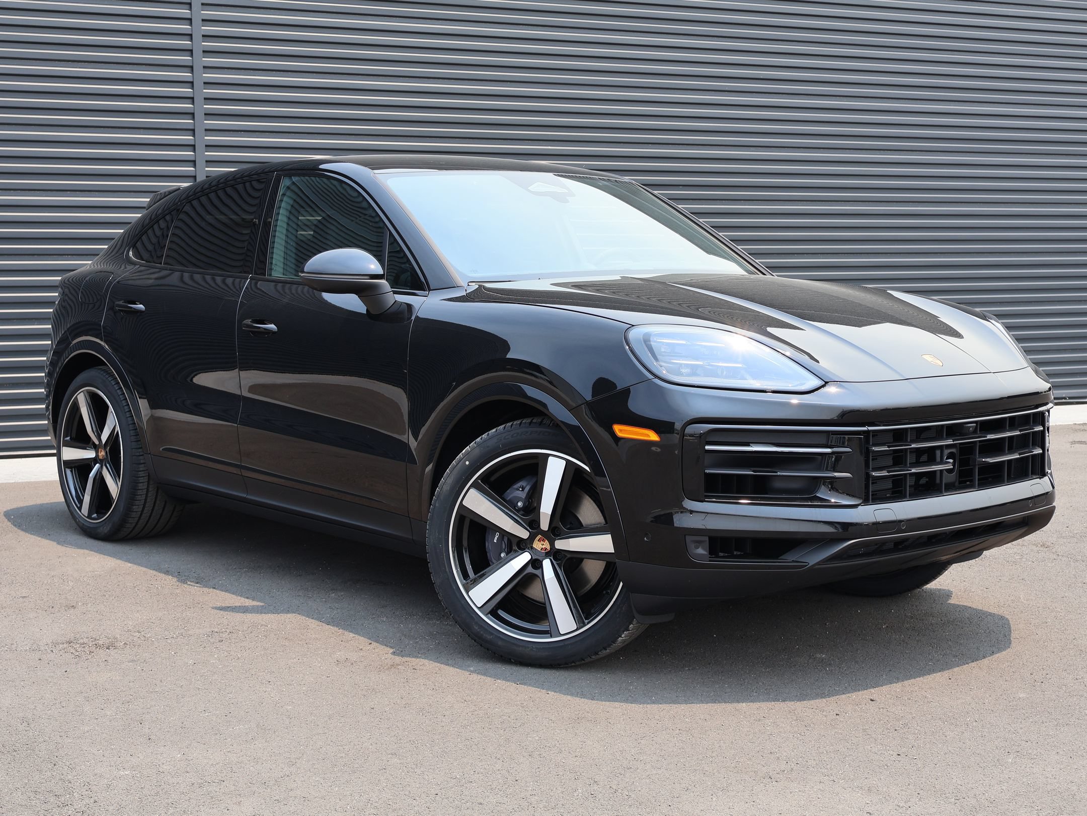 New 2026 Porsche Cayenne Coupe AWD/4WD image 7