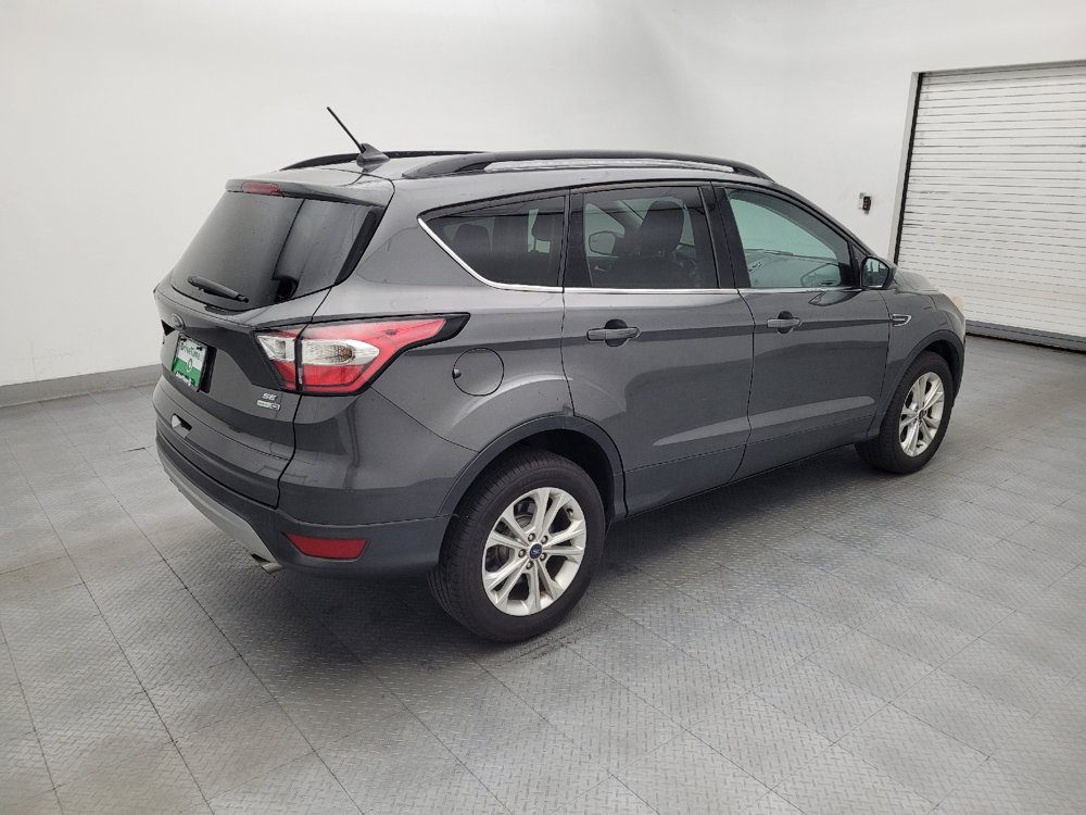 Used 2018 Ford Escape SE w/ SE Sync 3 Package AWD/4WD image 10