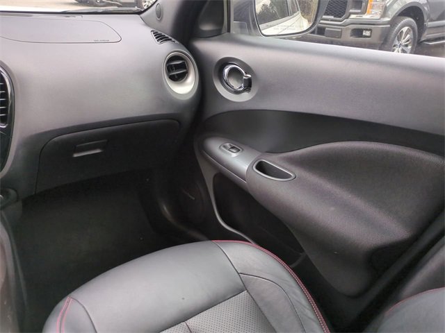 Used 2016 Nissan Juke SL image 17