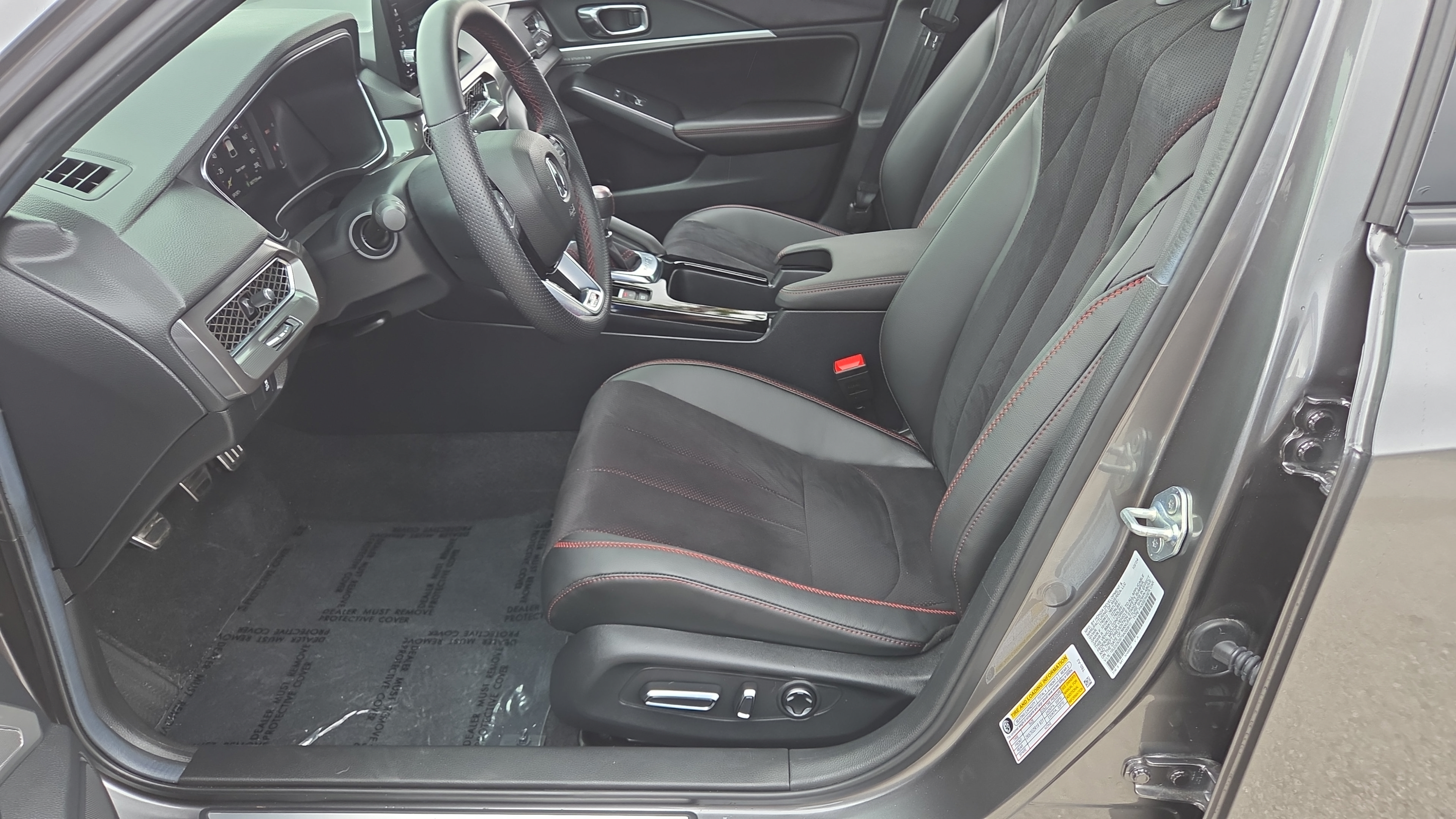 Certified 2025 Acura Integra Type S FWD image 9