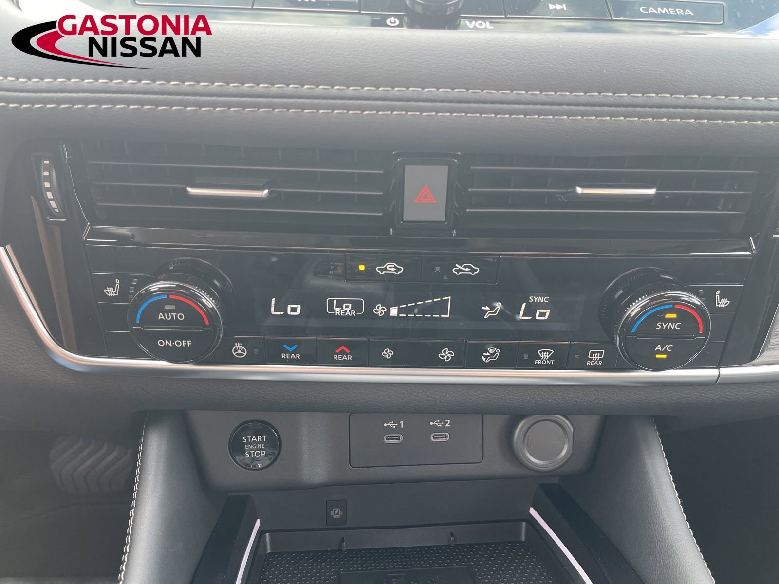 Used 2026 Nissan Rogue Platinum w/ Platinum Premium Package image 35