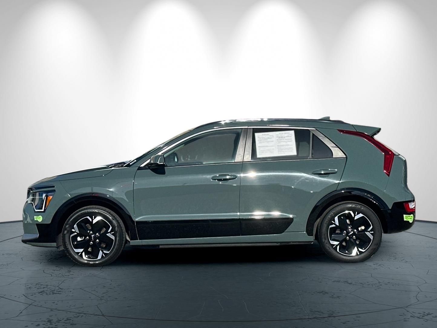 Used 2023 Kia Niro Wind FWD image 7