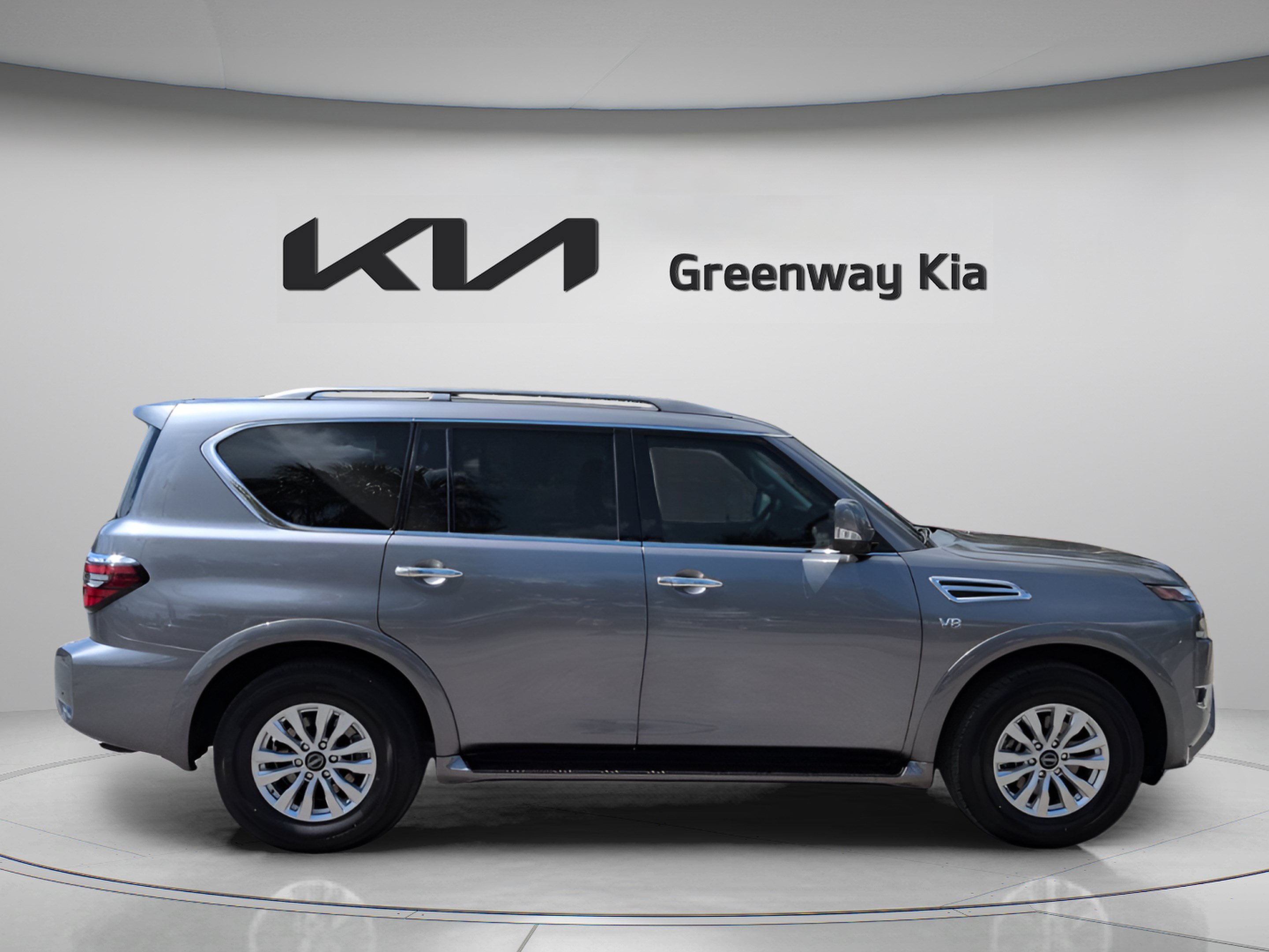 Used 2022 Nissan Armada SV w/ Cargo Package RWD image 5