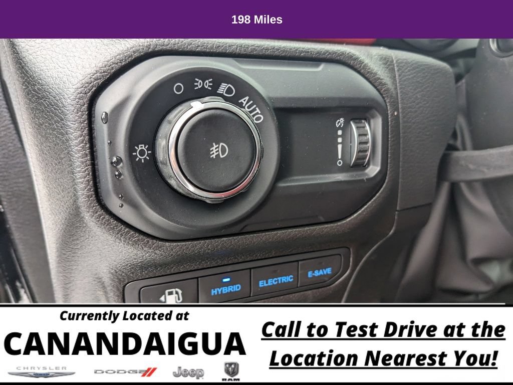 Used 2023 Jeep Wrangler Unlimited Rubicon 4xe AWD/4WD image 41
