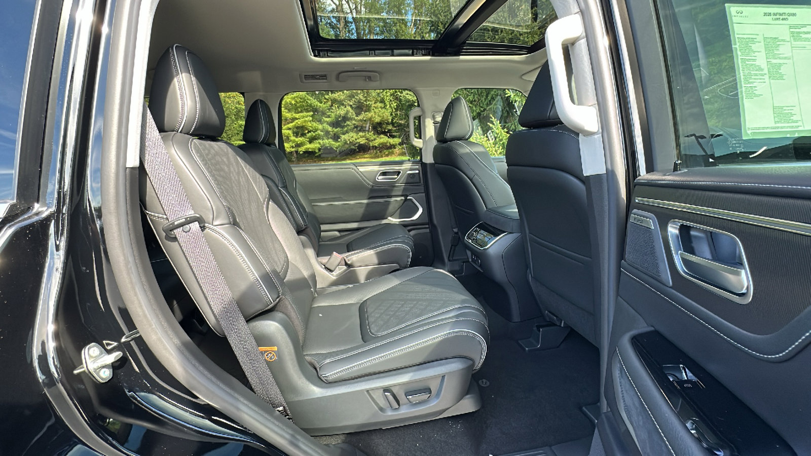 New 2026 INFINITI QX80 Luxe w/ Cargo Package image 10