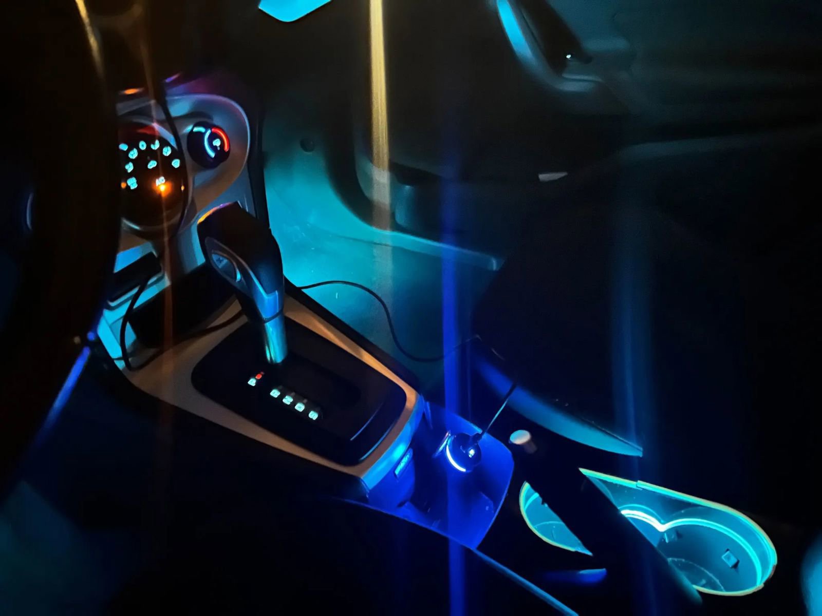 Used 2014 Ford Fiesta SE image 30