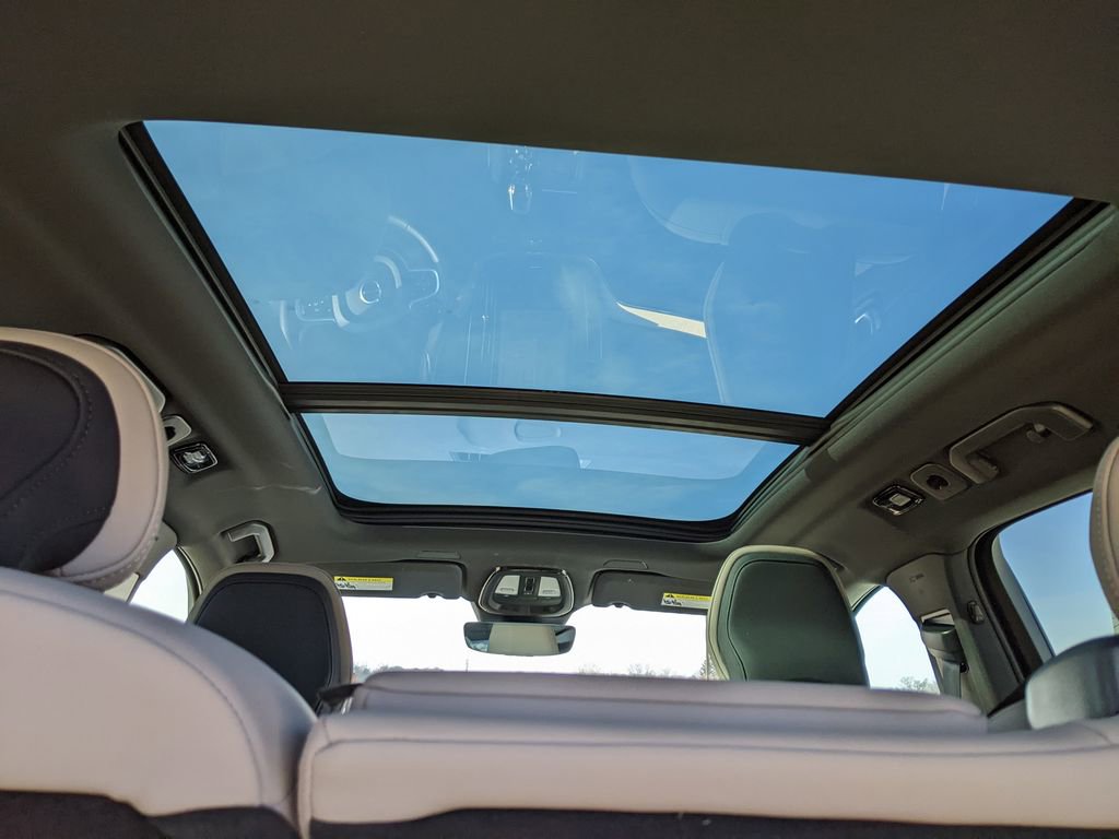 Certified 2026 Volvo XC60 B5 Core image 13