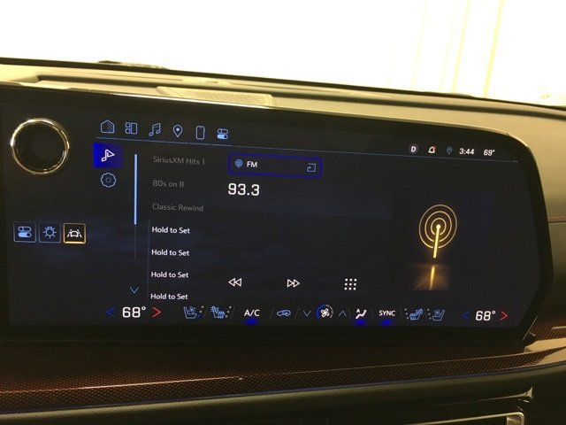 Used 2024 Chevrolet Traverse RS w/ LPO, Floor Liner Package image 23