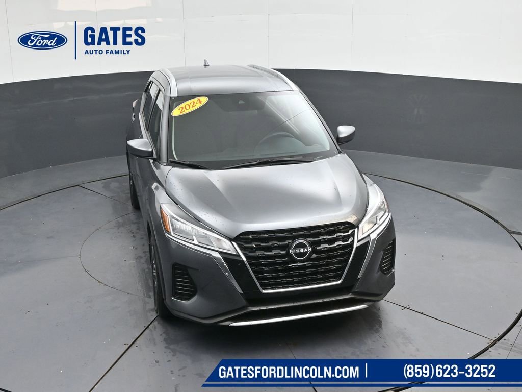 Used 2024 Nissan Kicks SV FWD image 41