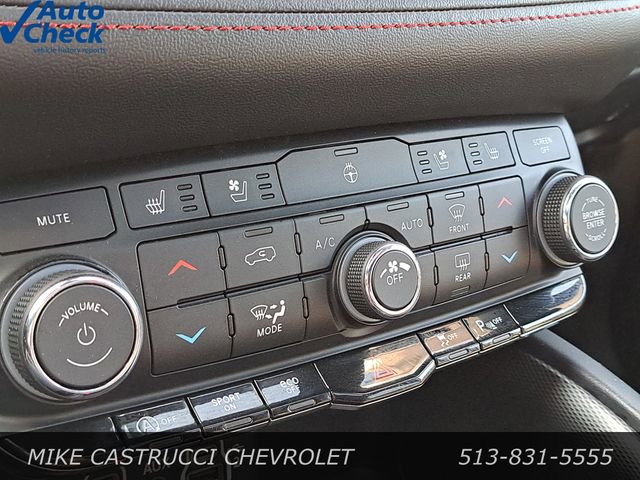 Used 2024 Dodge Durango GT AWD/4WD image 17