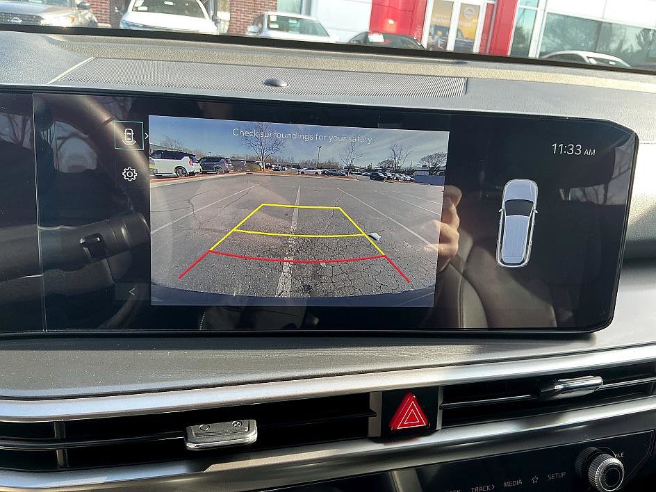 Used 2025 Kia Sorento EX image 14