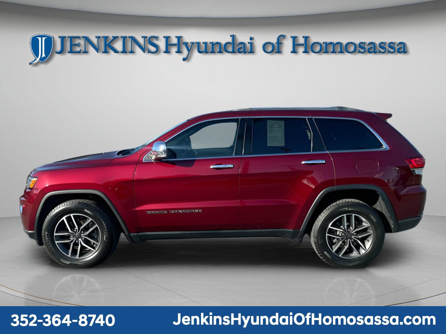 Used 2021 Jeep Grand Cherokee Limited AWD/4WD image 4