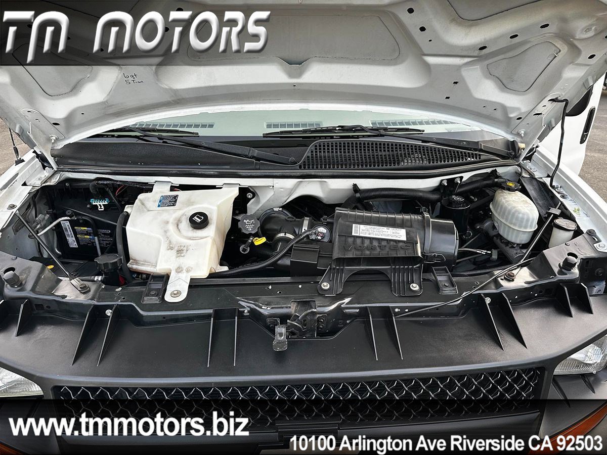 Used 2007 Chevrolet Express 2500 image 20