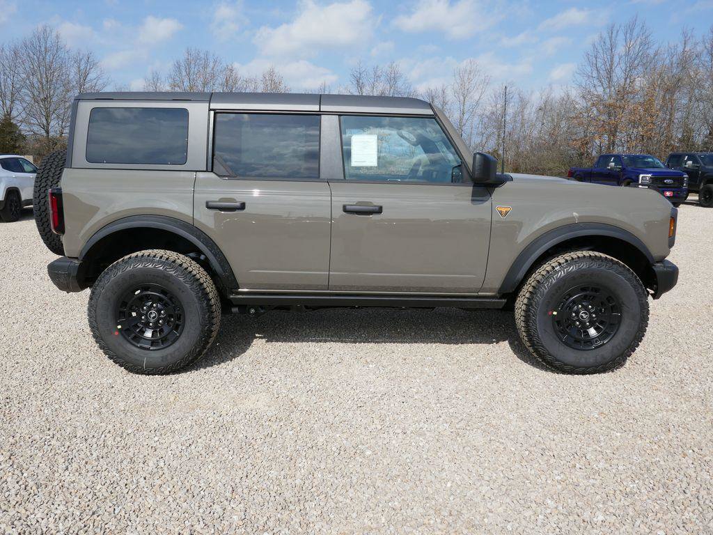 New 2026 Ford Bronco Badlands w/ Sasquatch Package image 4