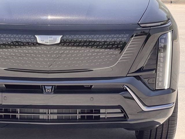 New 2027 Cadillac Vistiq Luxury AWD/4WD image 8