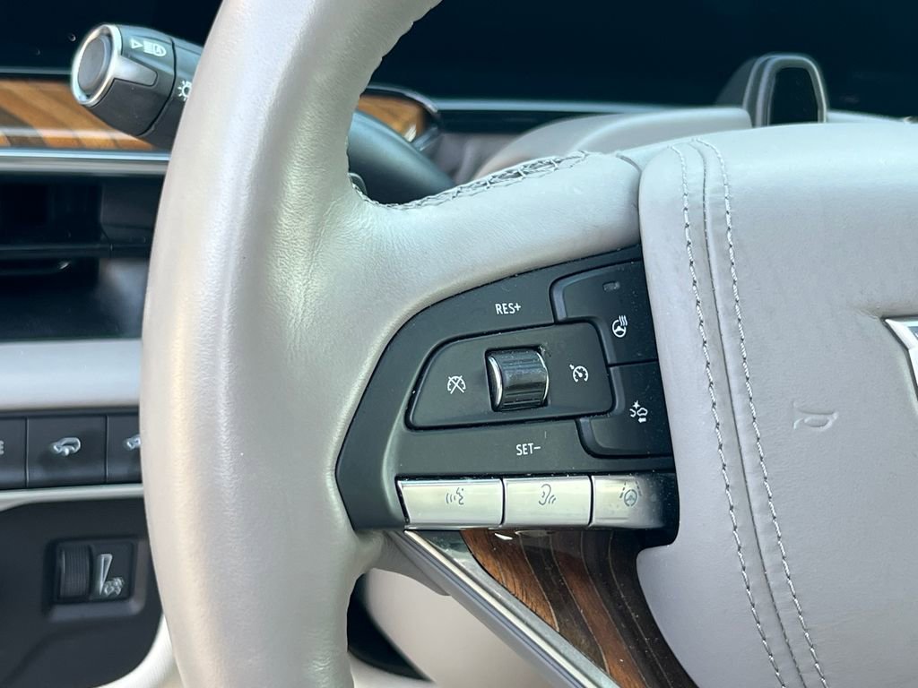 Certified 2024 Cadillac Escalade ESV Sport Platinum w/ LPO, ONYX Package image 30