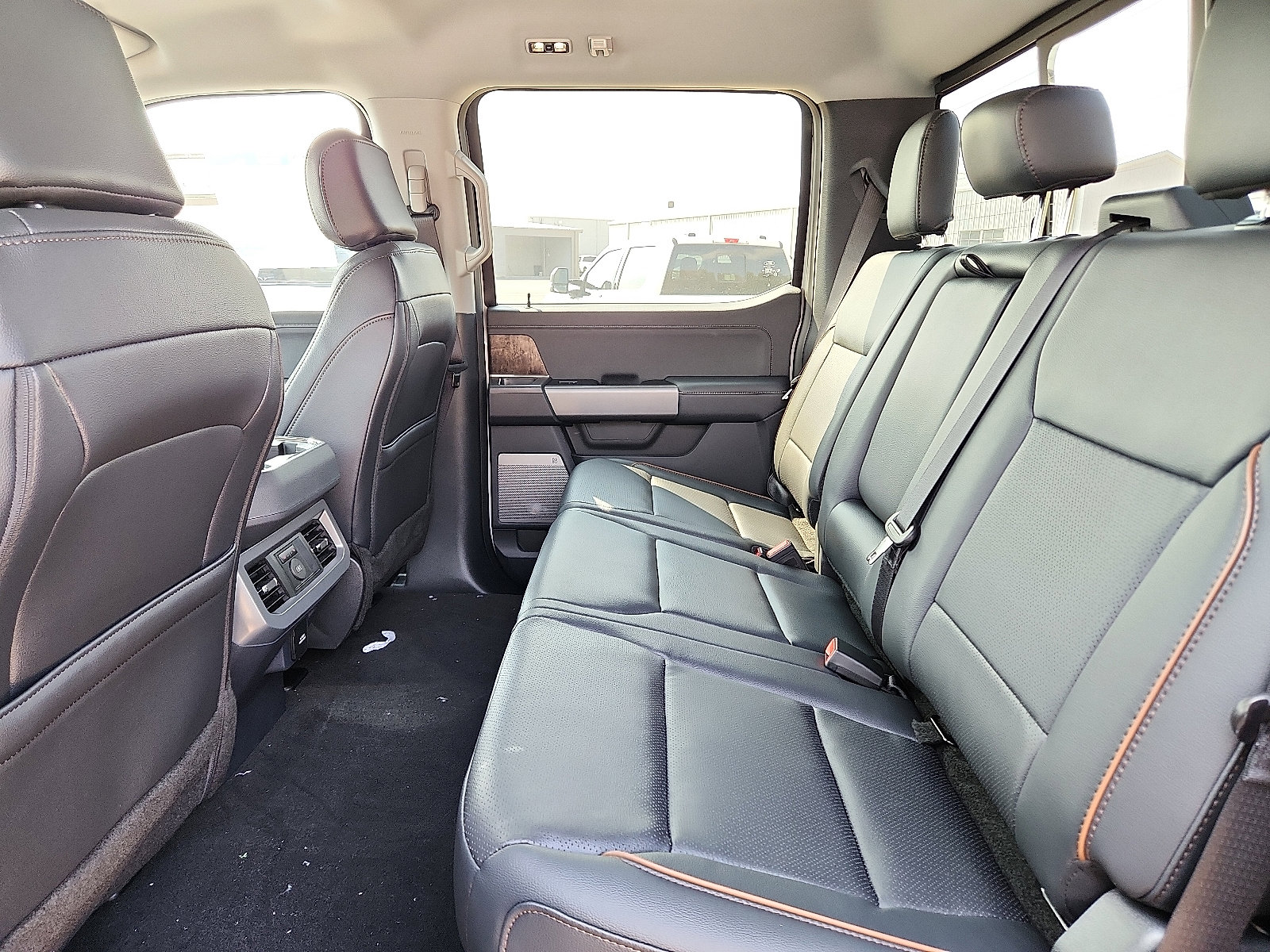 New 2026 Ford F250 Lariat w/ Tremor Off-Road Package image 9