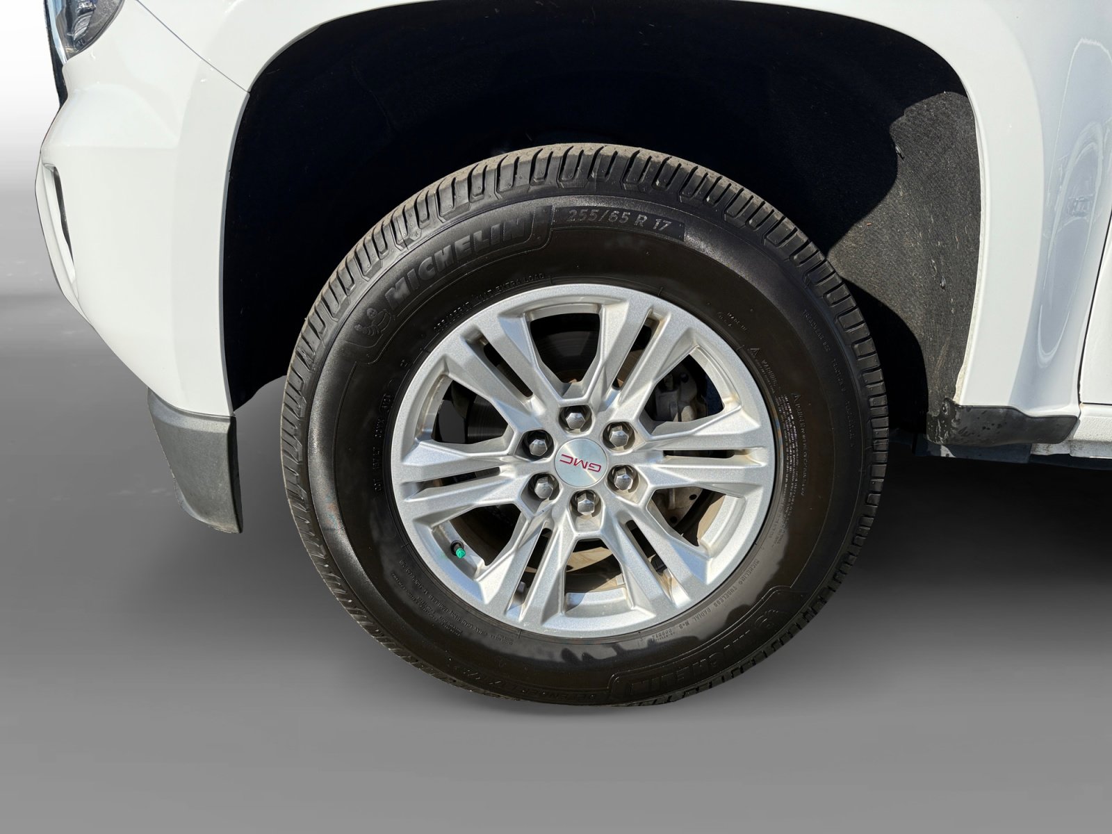 Used 2019 GMC Canyon SLE w/ SLE Convenience Package image 9