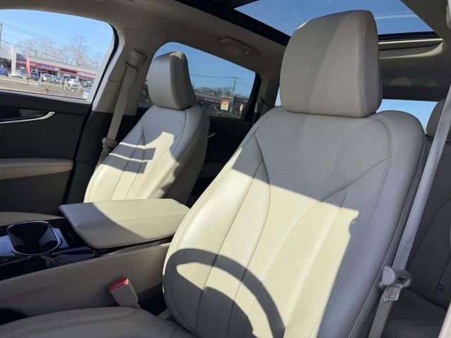 Used 2023 Lincoln Nautilus Reserve image 10