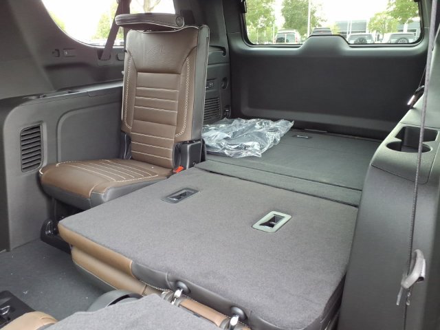 New 2027 GMC Yukon XL Denali Ultimate AWD/4WD image 21