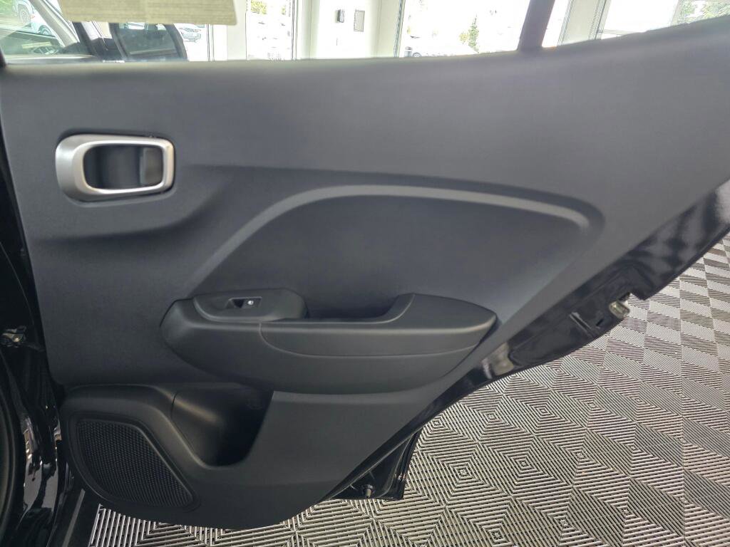 New 2026 Hyundai Venue SEL FWD image 38