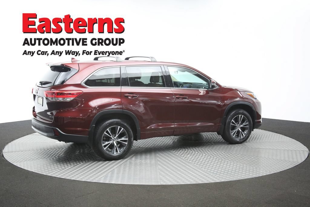 Used 2018 Toyota Highlander Plus AWD/4WD image 42