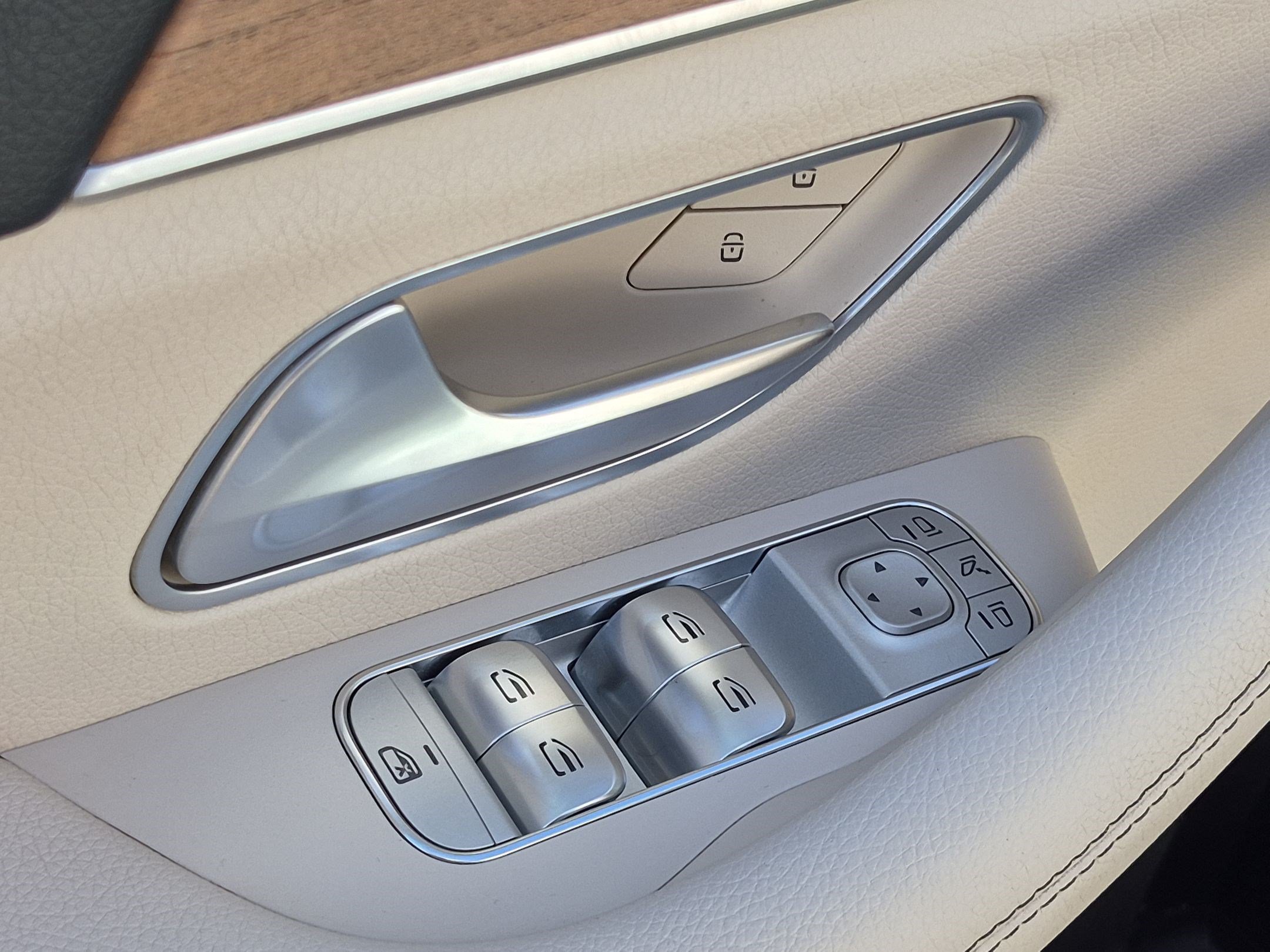 Certified 2023 Mercedes-Benz GLE 350 4MATIC image 15