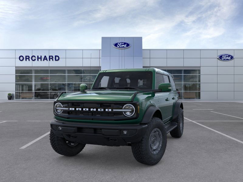 New 2025 Ford Bronco Outer Banks w/ Sasquatch Package AWD/4WD image 2