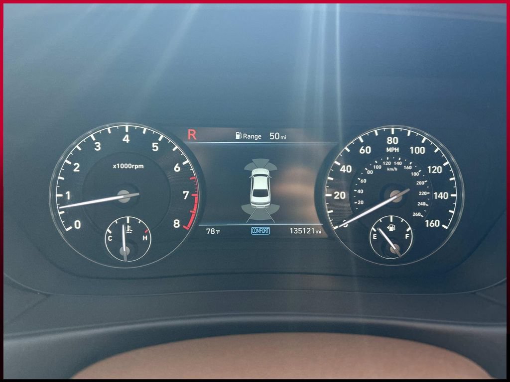 Used 2022 Genesis G90 3.3T Premium RWD image 40