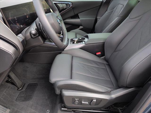 Used 2025 BMW X3 xDrive30i w/ Premium Package image 17