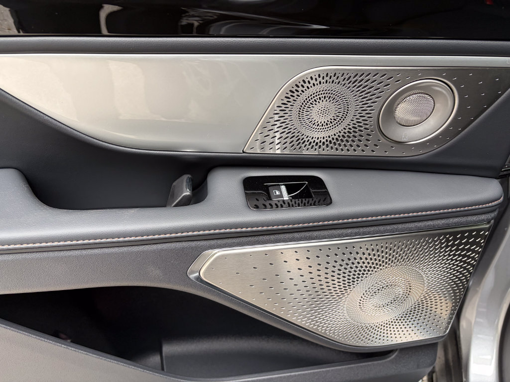 New 2026 Lincoln Nautilus Reserve AWD/4WD image 21