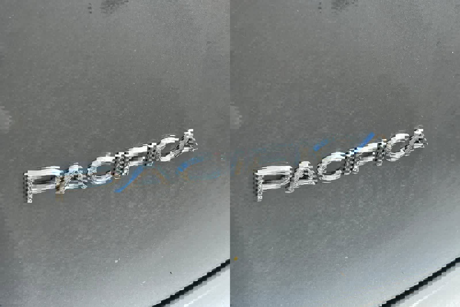 Used 2020 Chrysler Pacifica Limited FWD image 13