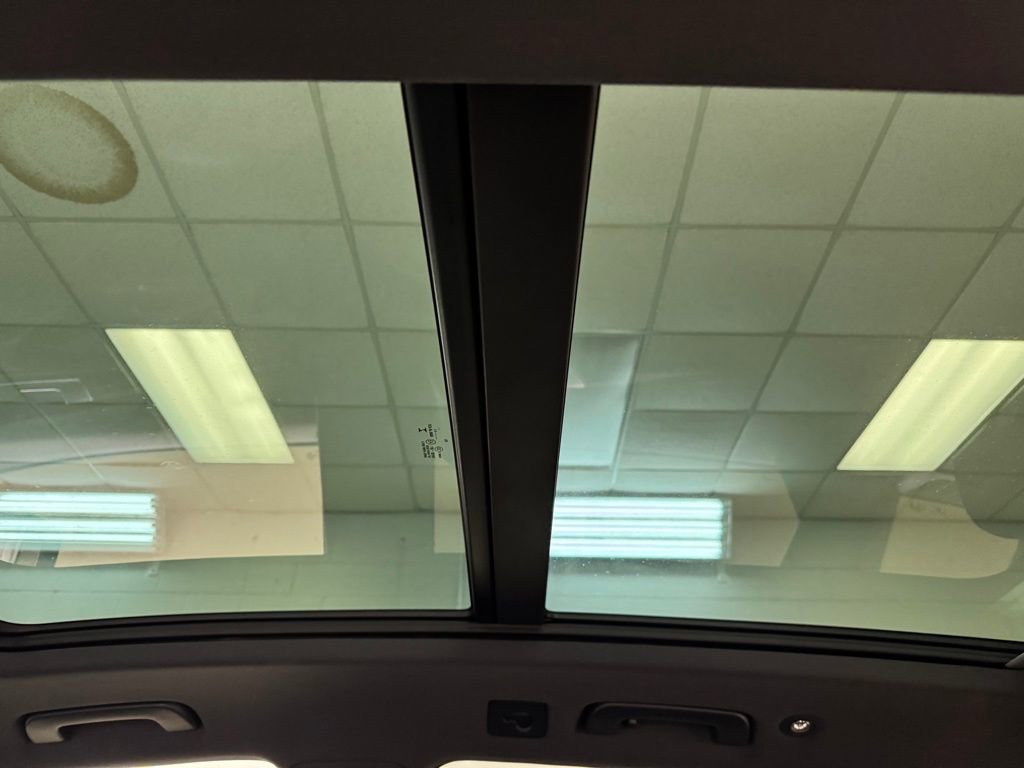 Used 2020 Audi SQ5 Premium Plus w/ Premium Plus Package image 18