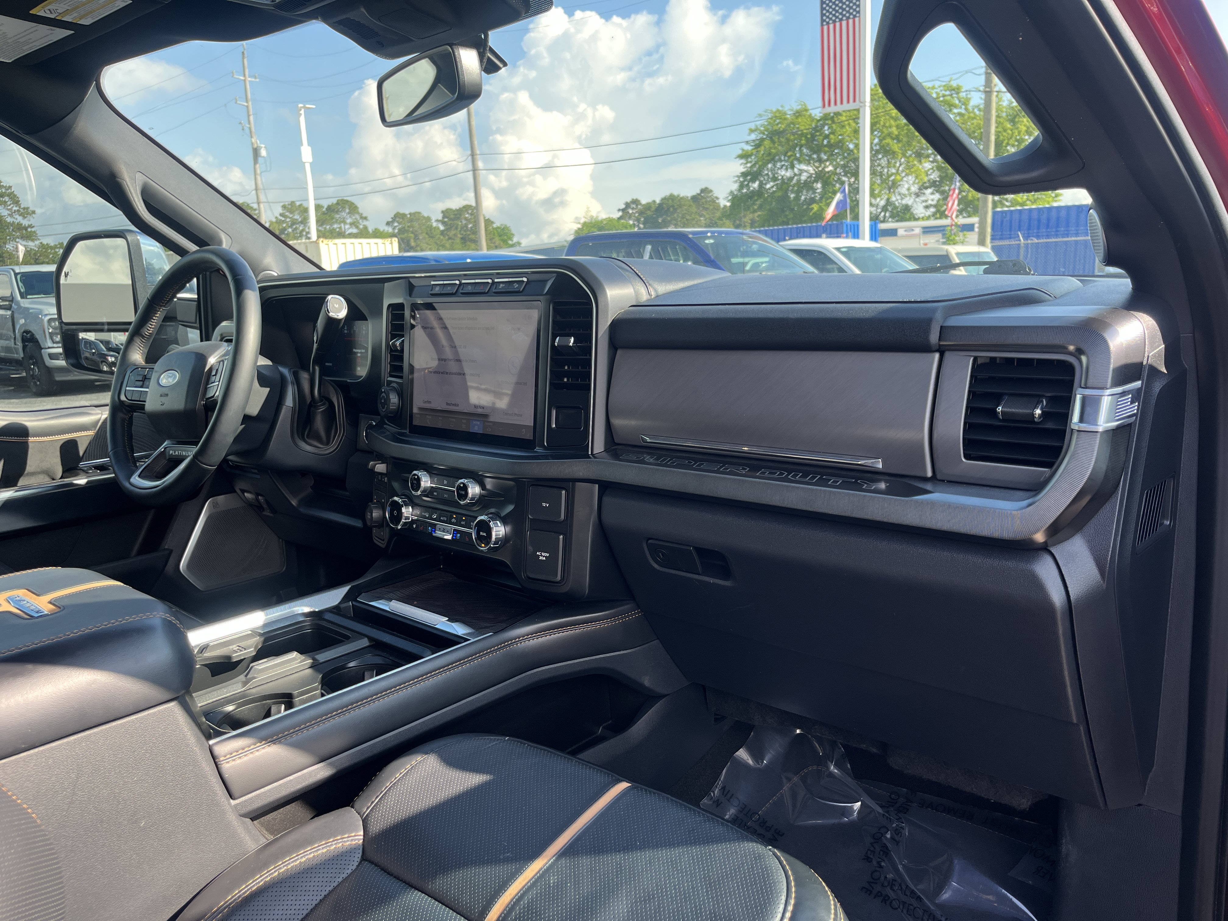 Used 2024 Ford F250 Platinum AWD/4WD image 16