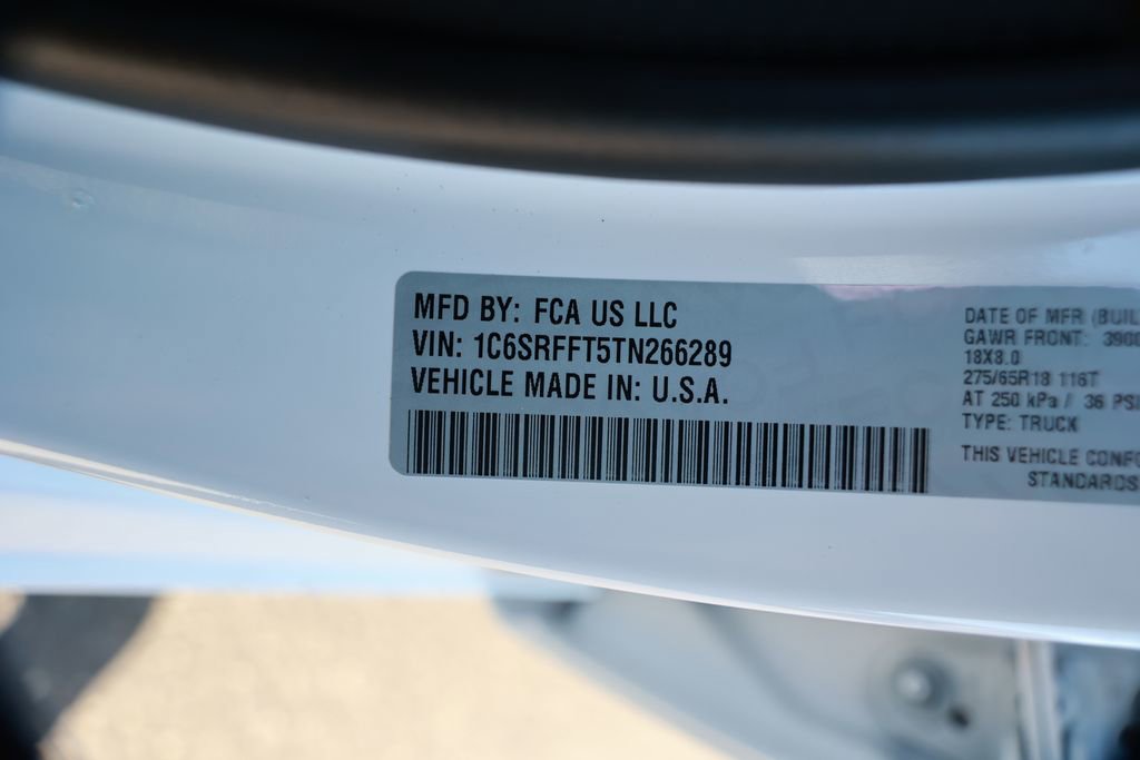 New 2026 RAM 1500 4x4 Crew Cab image 32