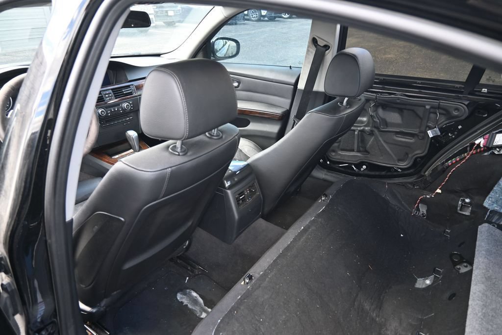 Used 2011 BMW 335i Sedan RWD image 15