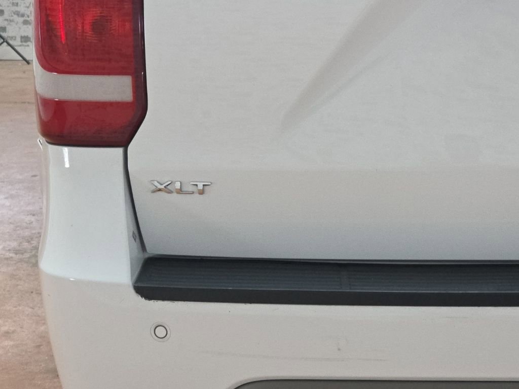 Used 2020 Ford Expedition XLT w/ Equipment Group 201A image 6