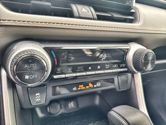 Used 2024 Toyota RAV4 XLE image 27