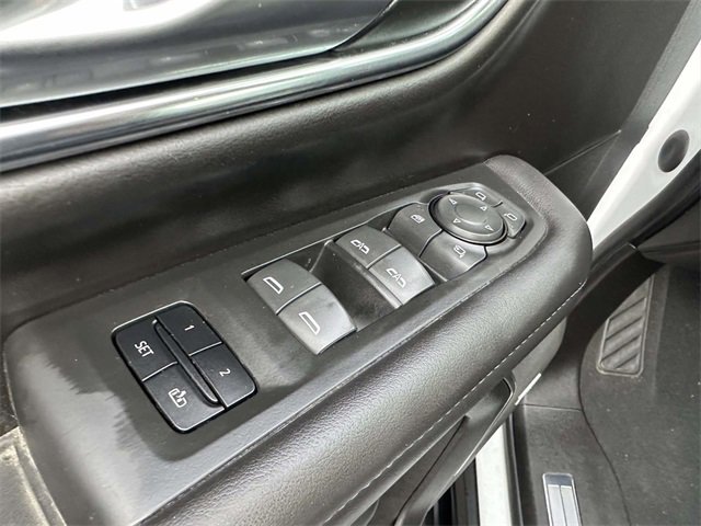 Used 2022 Chevrolet Tahoe LT w/ Luxury Package image 20