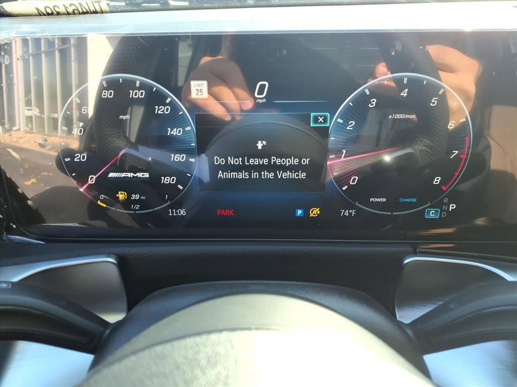 New 2026 Mercedes-Benz GLB 35 AMG 4MATIC image 18