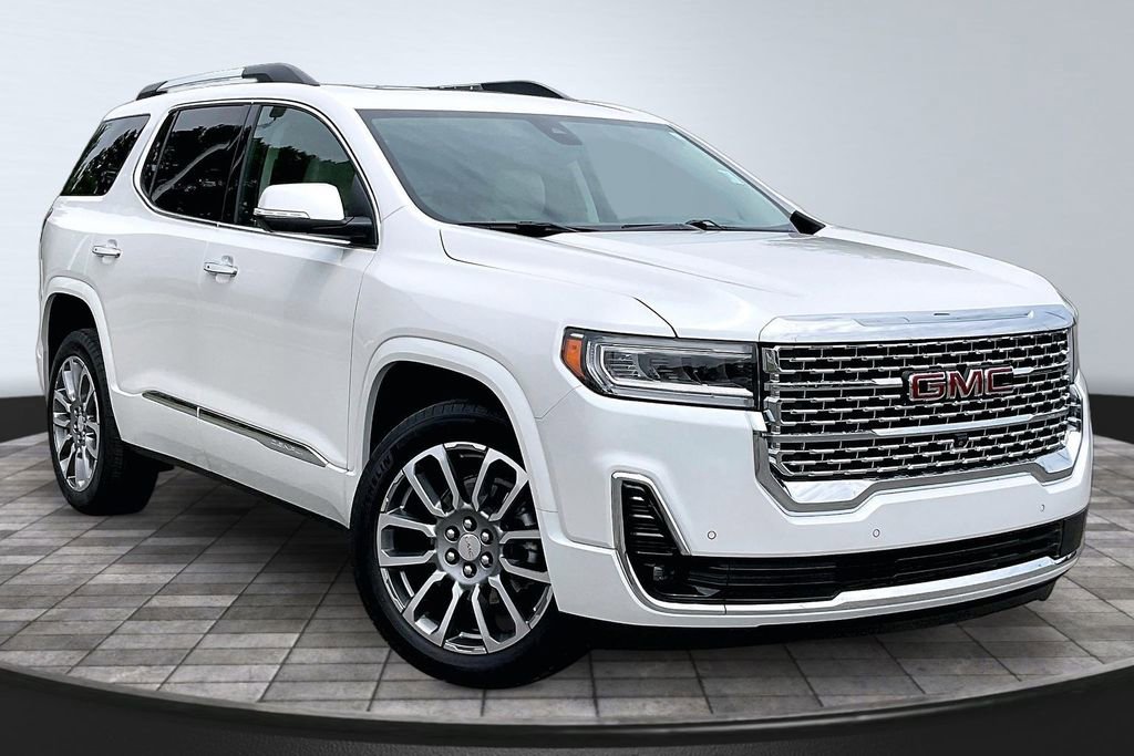 Used 2023 GMC Acadia Denali w/ Denali Technology Package FWD image 12