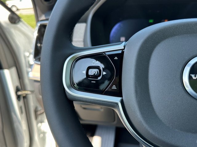 New 2026 Volvo XC90 T8 Plus image 28