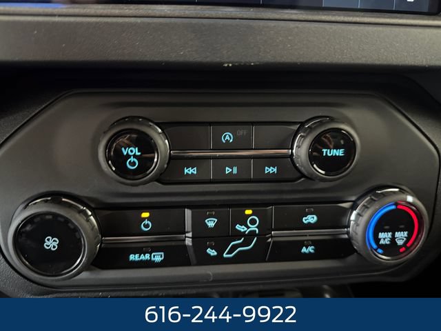 New 2026 Ford Bronco Big Bend w/ Black Appearance Package AWD/4WD image 3